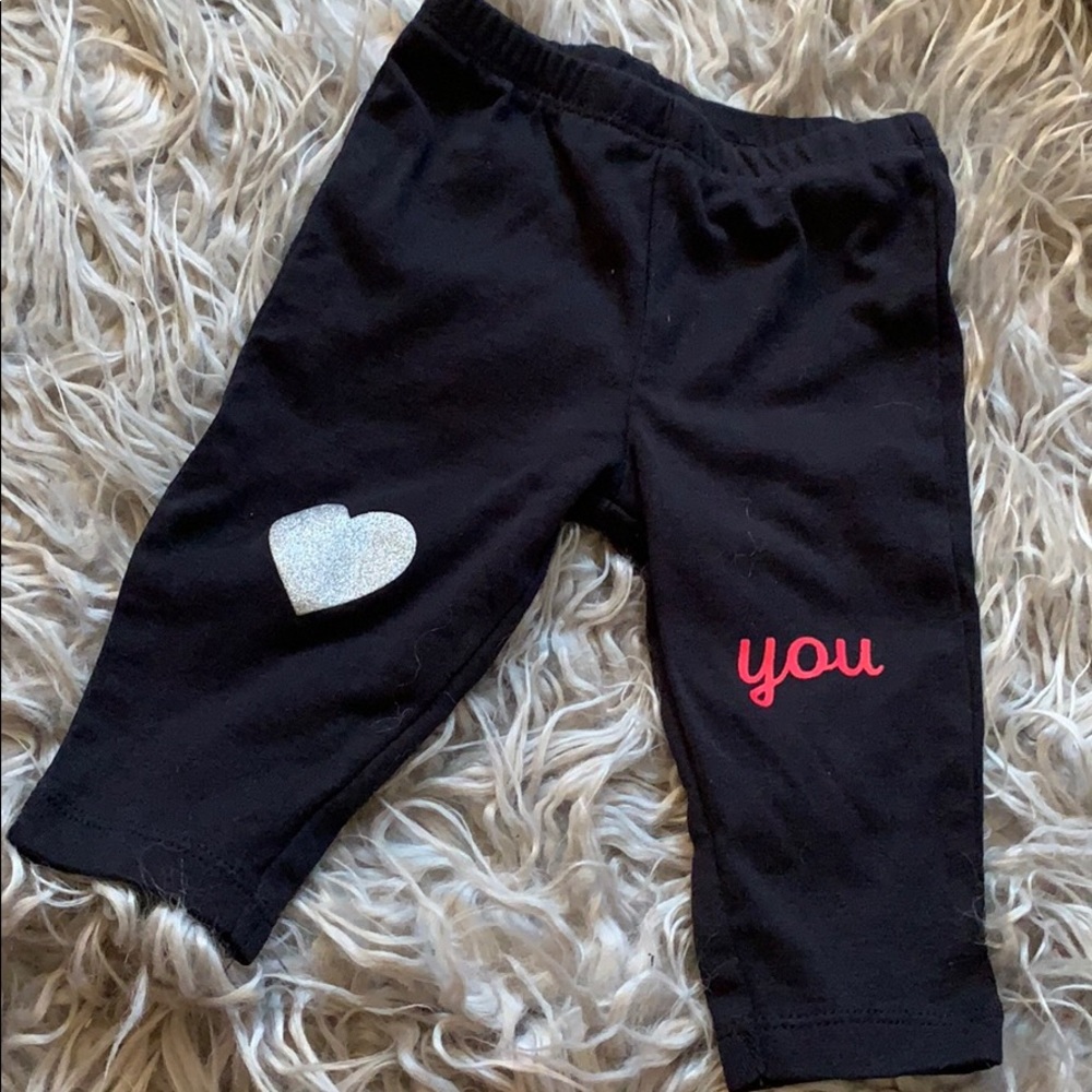 Never Worn - Black “love you” leggings - 6M